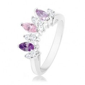 Šperky eshop - Prsteň striebornej farby, zrnká v odtieňoch fialovej, ružovej a čírej farby R34.17 - Veľkosť: 55 mm