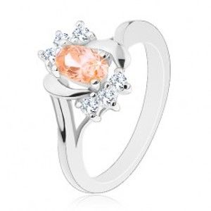 Šperky eshop - Prsteň v striebornej farbe, svetlooranžový brúsený ovál, oblúky, číre zirkóniky G06.21 - Veľkosť: 59 mm
