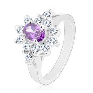 Šperky eshop - Prsteň v striebornom odtieni, fialový oválny zirkón s čírou obrubou R29.23 - Veľkosť: 50 mm