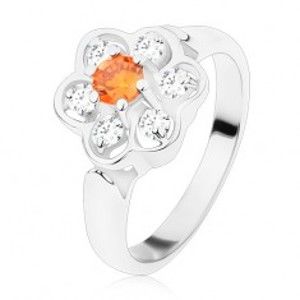 Šperky eshop - Prsteň v striebornom odtieni, ligotavý číry kvietok s oranžovým stredom S11.16 - Veľkosť: 49 mm