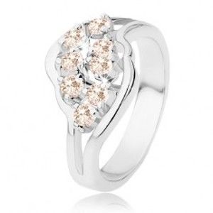 Šperky eshop - Prsteň v striebornom odtieni, rozdelené ramená, svetlooranžové zirkóny R41.13 - Veľkosť: 52 mm