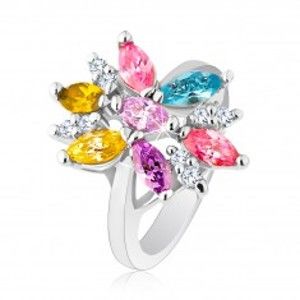 Šperky eshop - Prsteň v striebornom odtieni zdobený farebnými a čírymi zirkónmi R26.8 - Veľkosť: 59 mm