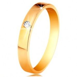 Šperky eshop - Prsteň v žltom 14K zlate - lesklý hladký povrch, okrúhly číry zirkón GG189.36/42 - Veľkosť: 58 mm