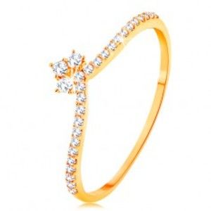 Šperky eshop - Prsteň v žltom 14K zlate - línie čírych zirkónov na ramenách, ligotavá korunka GG154.08/14 - Veľkosť: 65 mm