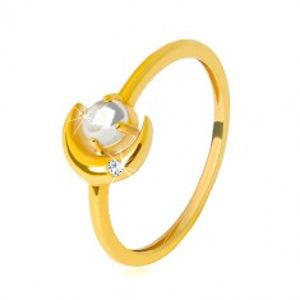 Šperky eshop - Prsteň v žltom 9K zlate - polmeciac so zirkónikom, okrúhly zirkón v tvare kabošonu GG230.41/45 - Veľkosť: 52 mm