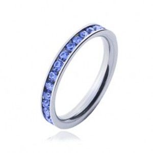 Šperky eshop - Prsteň z chirurgickej ocele - svetlo-modré kamienky J4.11 - Veľkosť: 52 mm