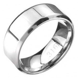 Šperky eshop - Prsteň z ocele - lesklá obrúčka striebornej farby so zrezanými hranami C25.4 - Veľkosť: 62 mm