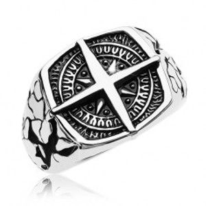 Šperky eshop - Prsteň z ocele 316L, patinovaný kompas, praskliny na ramenách AB36.09/10 - Veľkosť: 64 mm