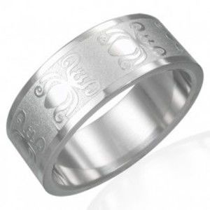 Šperky eshop - Prsteň z ocele 316L s lesklo-matným povrchom - motív chrobákov, 8 mm D8.7 - Veľkosť: 63 mm