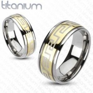 Šperky eshop - Prsteň z titánu - zlatá a strieborná farba, grécky motív F2.16 - Veľkosť: 49 mm