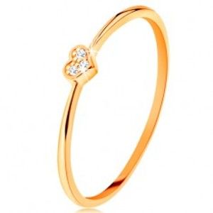 Šperky eshop - Prsteň zo žltého 14K zlata - srdiečko zdobené okrúhlymi čírymi zirkónmi GG135.03/13/17 - Veľkosť: 52 mm