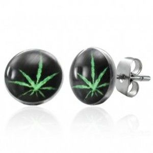Šperky eshop - Puzetové oceľové náušnice, zelená marihuana na čiernom podklade X11.19