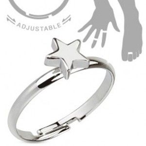 Šperky eshop - Ródiovaný nastaviteľný  prsteň striebornej farby, lesklá päťcípa hviezda K1.19 - Veľkosť: 52 mm