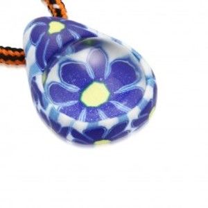 Šperky eshop - Šnúrkový náhrdelník - FIMO slza s modrými kvietkami, sklenená guľôčka S29.31