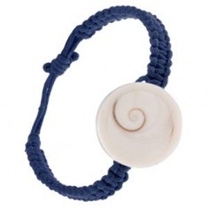 Šperky eshop - Šnúrkový náramok tmavomodrej farby, pletenec s kruhovou mušľou S11.15