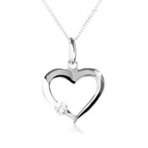Strieborný náhrdelník 925, obrys symetrického srdca s čírym zirkónom