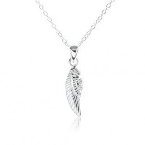 Strieborný náhrdelník 925, ozdobne gravírované anjelské krídlo