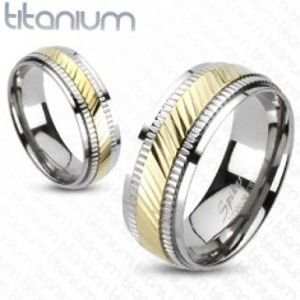 Šperky eshop - Titánový prsteň - dvojfarebný, vrúbkovaný F2.14 - Veľkosť: 56 mm