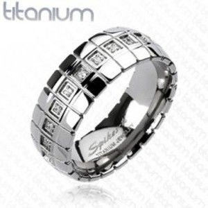 Šperky eshop - Titánový prsteň - zirkónový pás, vertikálne linky F4.5 - Veľkosť: 67 mm