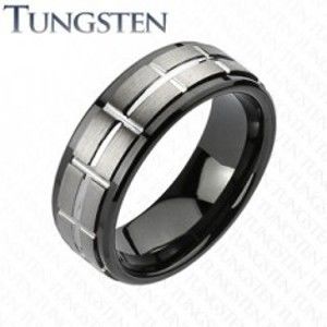 Šperky eshop - Tungstenový brúsený prsteň, čierne okraje F4.6 - Veľkosť: 49 mm