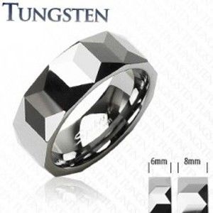 Šperky eshop - Tungstenový prsteň - vzor hranolov D9.18 - Veľkosť: 56 mm