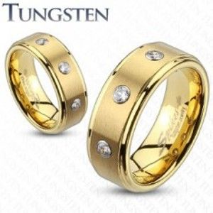 Šperky eshop - Tungstenový prsteň s brúseným pásom a troma zirkónmi K17.15/AB33.14 - Veľkosť: 57 mm, Šírka: 8 mm