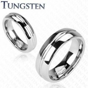 Šperky eshop - Tungstenový prsteň, vrytý stredový pruh J3.6 - Veľkosť: 57 mm