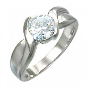 Šperky eshop - Zásnubný prsteň prepletaný s očkom zo zirkónu D18.3 - Veľkosť: 55 mm