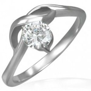Šperky eshop - Zásnubný prsteň s okrúhlym čírym zirkónom a jemnými vlnkami D16.16 - Veľkosť: 55 mm