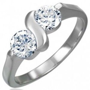 Šperky eshop - Zásnubný prsteň z chirurgickej ocele s dvojitým zirkónom s esíčkom D6.14 - Veľkosť: 60 mm