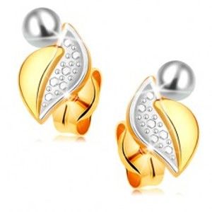 Šperky eshop - Zlaté 14K náušnice - dvojfarebný list s hladkou a gravírovanou časťou, biela perla GG177.01