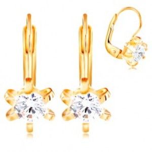 Šperky eshop - Zlaté 14K náušnice - kvet s oblými lupeňmi, okrúhly číry zirkón, 4,5 mm GG209.47