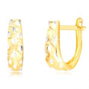 Šperky eshop - Zlaté 14K náušnice - rozširujúci sa pás so zvlnenými zárezmi a zrniečkami GG218.67