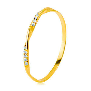 Zlatý 585 prsteň - hladká zvlnená línia zdobená ligotavými zirkónikmi v čírom odtieni - Veľkosť: 61 mm