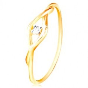 Šperky eshop - Zlatý prsteň 585 - číry okrúhly zirkón medzi dvomi tenkými vlnkami GG212.75/83 - Veľkosť: 57 mm