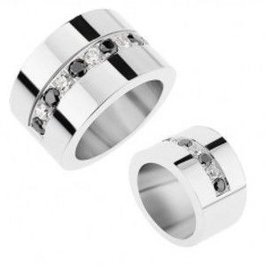 Šperky eshop - Zrkadlovolesklý prsteň z ocele 316L, striedajúce sa číre a čierne ligotavé zirkóny Z40.17/18 - Veľkosť: 58 mm